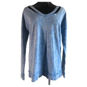 Socialite Sweatshirt Chambray Semi Distressed M